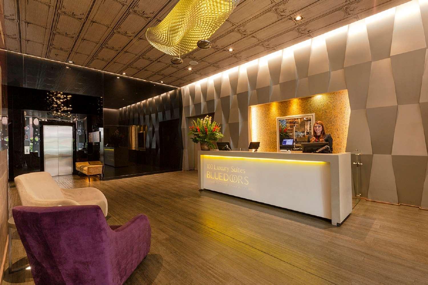 Hotel 100 Luxury Suites By Preferred Bogotá Exterior foto The lobby of the hotel